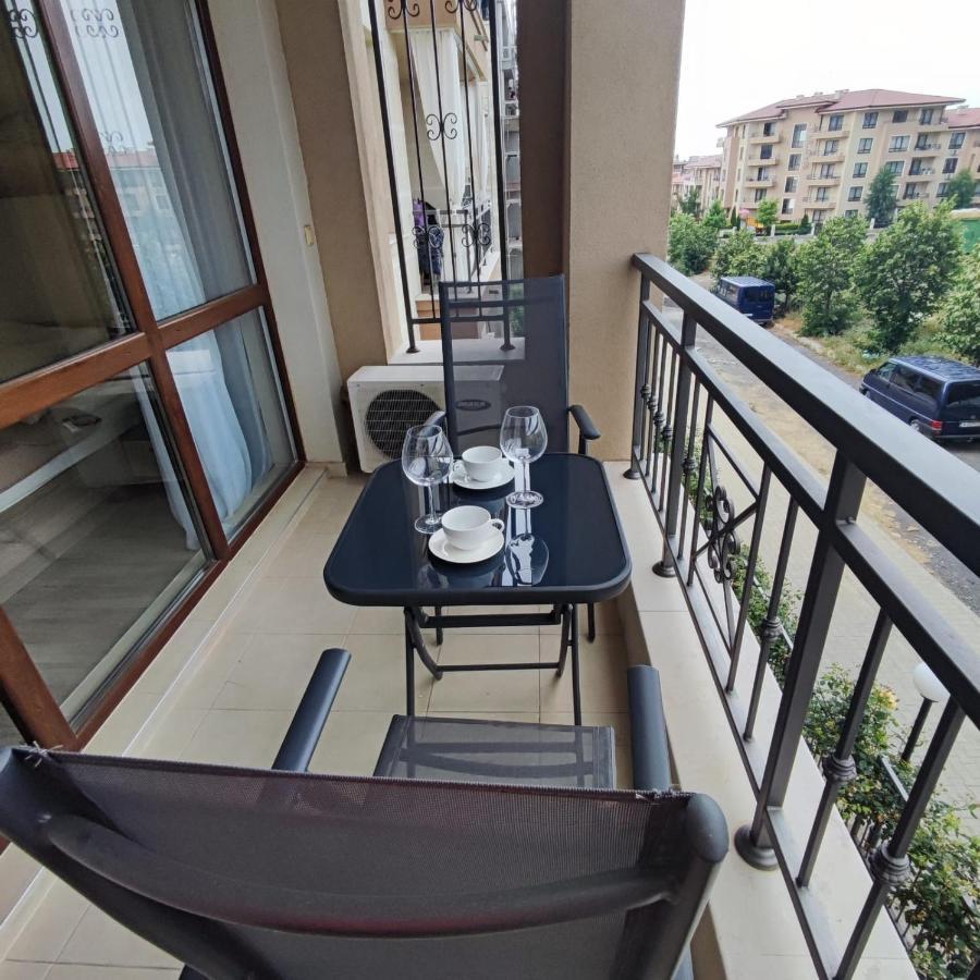 Sorrento Sole Mare - Apartments By The Beach Sveti Vlas Dış mekan fotoğraf