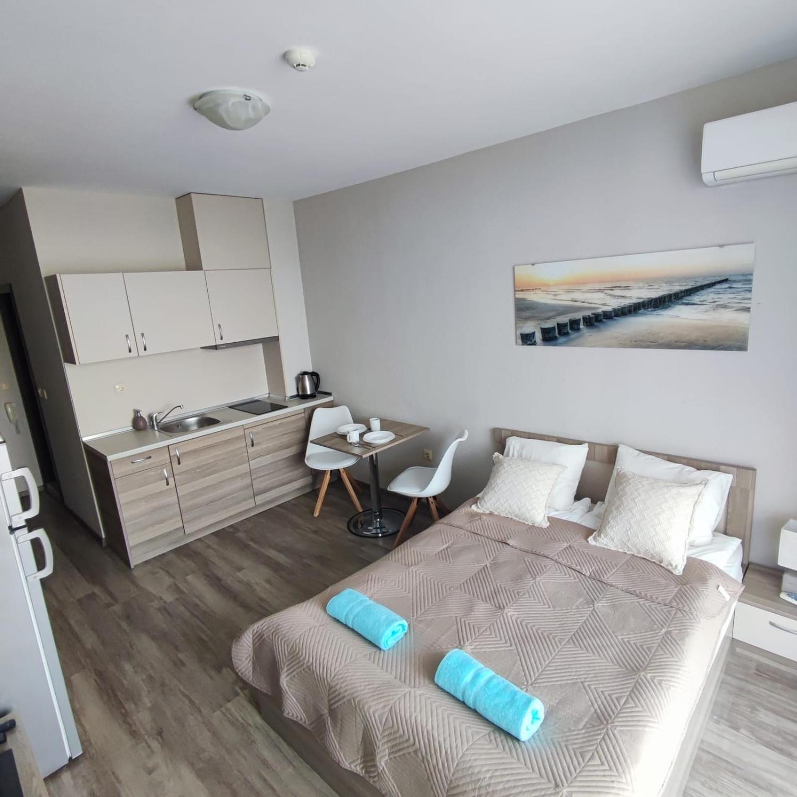Sorrento Sole Mare - Apartments By The Beach Sveti Vlas Dış mekan fotoğraf